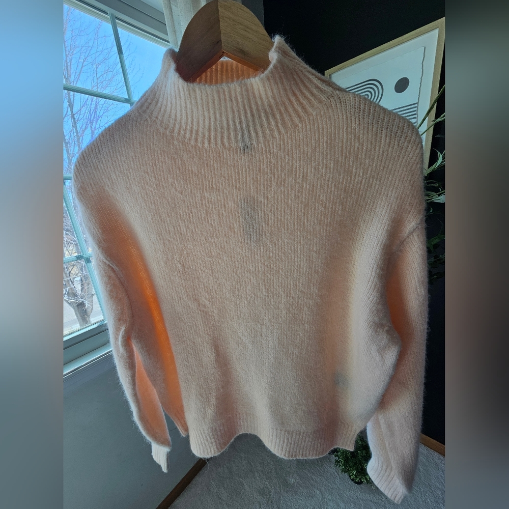 White house black market pullover